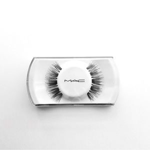 M·A·C LASH / 48 SHOW-OFF LASH